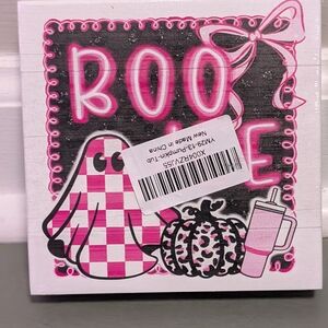 Boo Jee Decor Sign